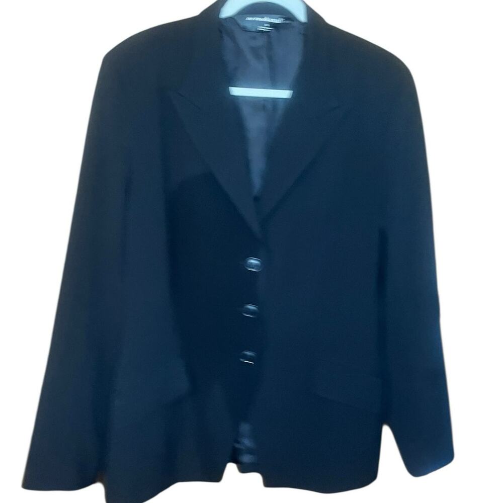 Norma Kamali Three Button Single Breasted Black Blazer Size 14